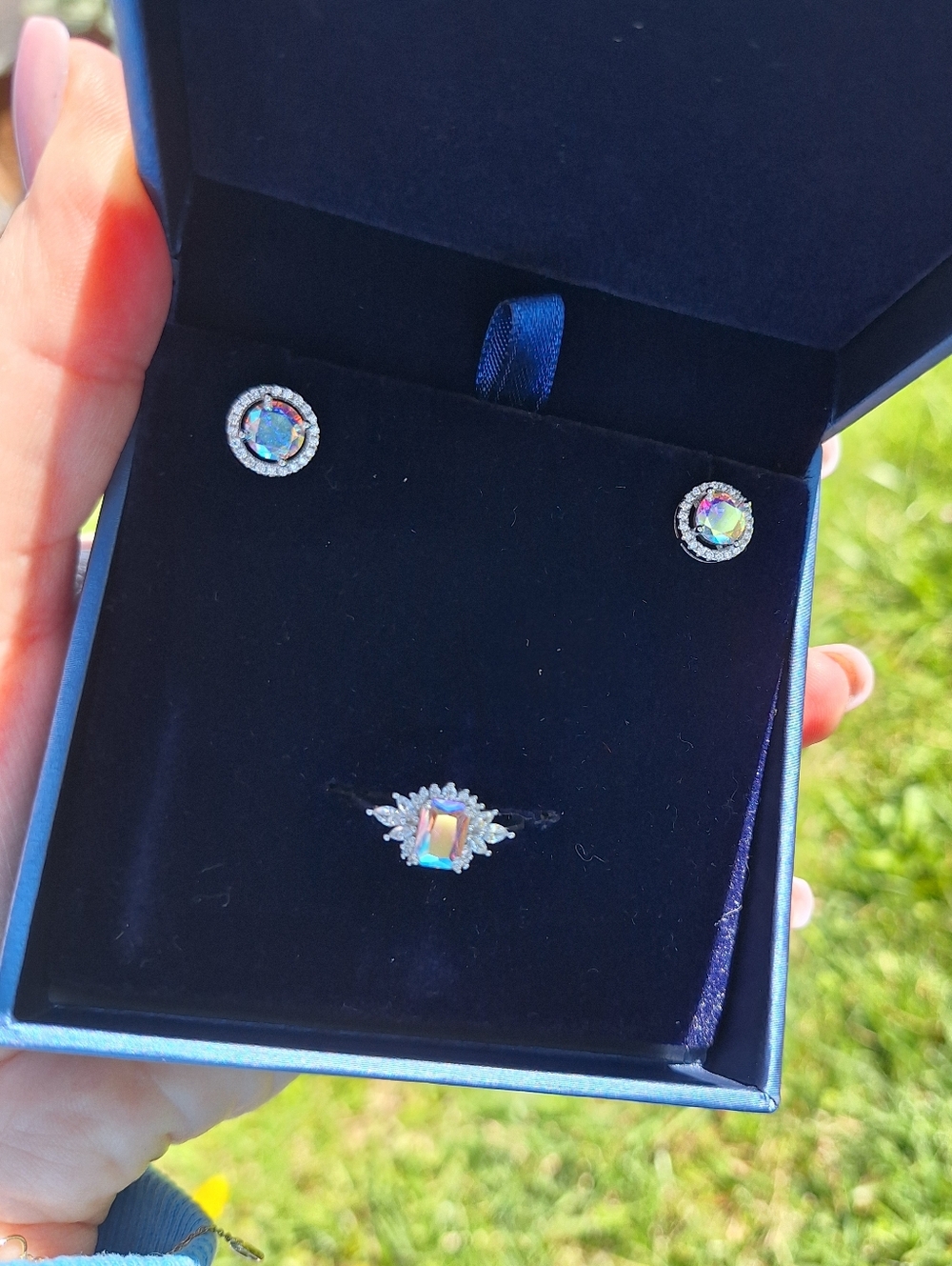 3 Piece Set Sterling Silver Aurora Cryst Ring and Stud Earrings Set - Iridescent - Picture 2 of 7